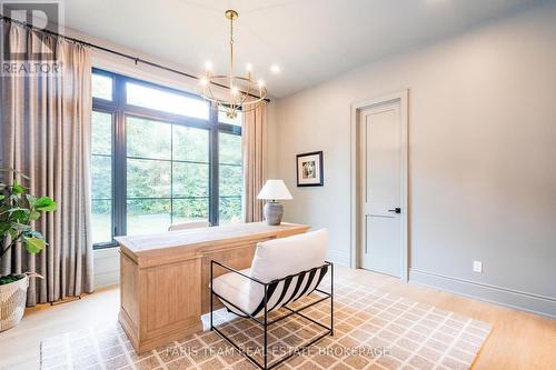 4 Sycamore Circle, Springwater, ON - Indoor Photo Showing Other Room