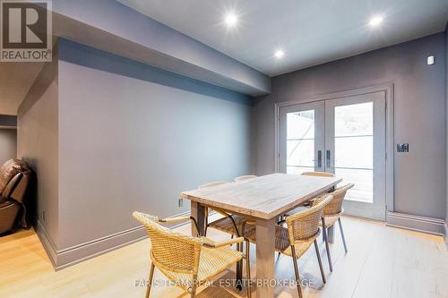 4 Sycamore Circle, Springwater, ON - Indoor Photo Showing Dining Room
