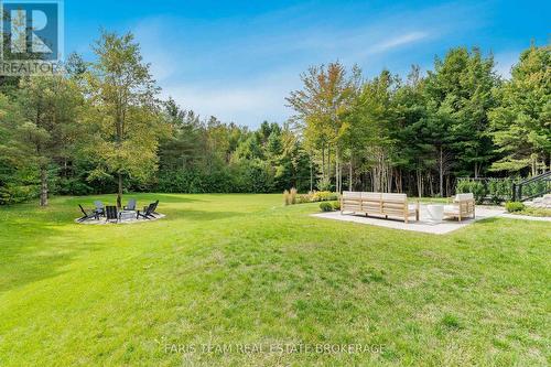4 Sycamore Circle, Springwater, ON - Outdoor