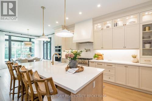 4 Sycamore Circle, Springwater, ON - Indoor