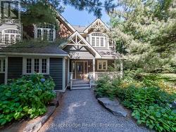 SANDFIELD 4 W1 - 3876 MUSKOKA RD 118 HIGHWAY W Muskoka Lakes (Medora), ON P0B 1J0