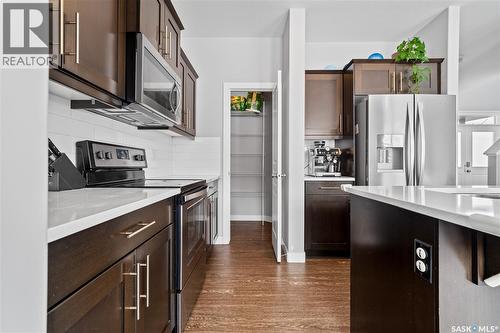 4810 Green Brooks Way E, Regina, SK - Indoor Photo Showing Kitchen With Stainless Steel Kitchen With Upgraded Kitchen