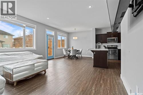 4810 Green Brooks Way E, Regina, SK - Indoor