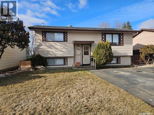 335 Aspen Drive, Swift Current, SK - Outdoor