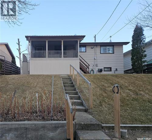 335 Aspen Drive, Swift Current, SK - Outdoor