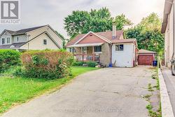 100 EASTVILLE AVENUE Toronto, ON M1M 2N9