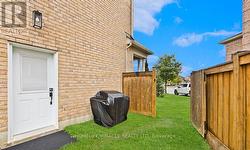 LOWER - 75 JEWELWING COURT Bradford West Gwillimbury, ON L3Z 0N7