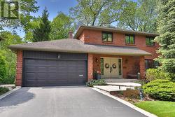 1048 VEROLI COURT  Mississauga, ON L5H 4B9