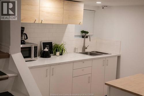 758 Pierre Unit# 3, Windsor, ON - Indoor Photo Showing Kitchen With Double Sink