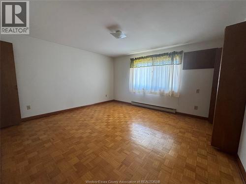 3027 Walker Road Unit# B, Windsor, ON - Indoor Photo Showing Other Room