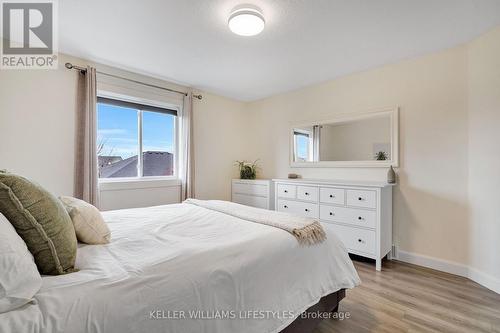 125 Hagerman Crescent, St. Thomas, ON - Indoor Photo Showing Bedroom