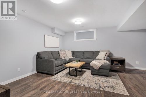 125 Hagerman Crescent, St. Thomas, ON - Indoor Photo Showing Living Room
