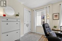 Foyer with storage - 