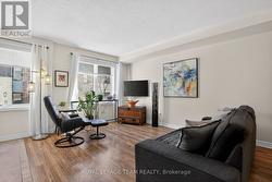 Spacious Living Room - 