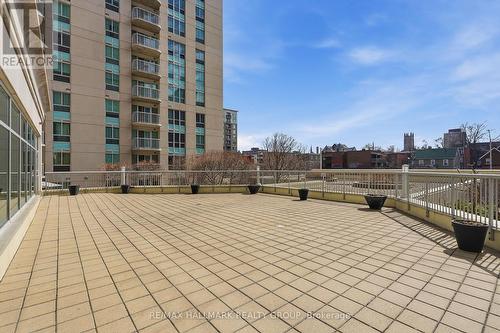 809 - 200 Rideau Street, Ottawa, ON - Outdoor