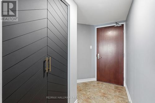 809 - 200 Rideau Street, Ottawa, ON - Indoor Photo Showing Other Room
