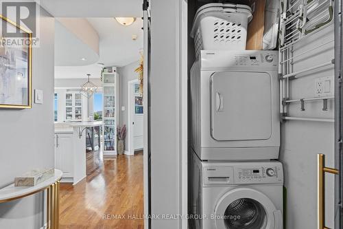 809 - 200 Rideau Street, Ottawa, ON - Indoor Photo Showing Laundry Room
