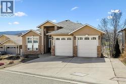1285 Tanemura Crescent Kelowna, BC V1P 1R5