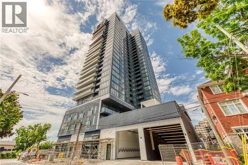 370 MARTHA Street Unit# 303  Burlington, ON L7R 0G9