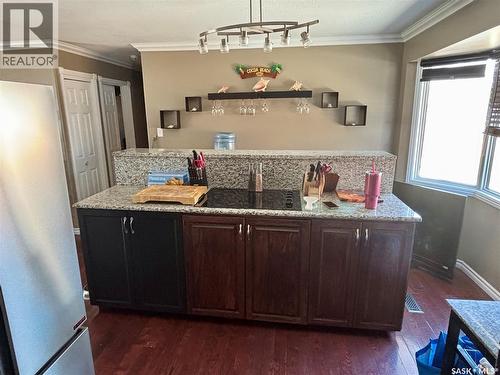 1 Davidson Crescent, Saskatoon, SK - Indoor Photo Showing Kitchen