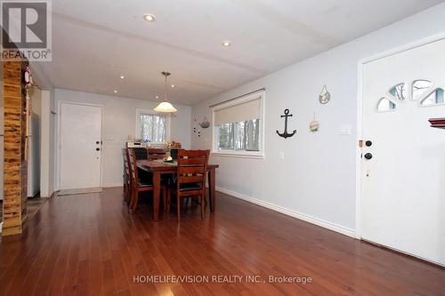 1807 Tiny Beaches Road S, Tiny, ON - Indoor Photo Showing Dining Room