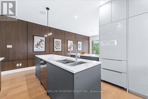 1 - 1452 Byron Baseline Road, London South, ON - Indoor Photo Showing Kitchen With Double Sink