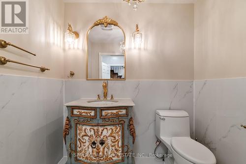 2339 Glengarry Road, Mississauga, ON - Indoor Photo Showing Bathroom