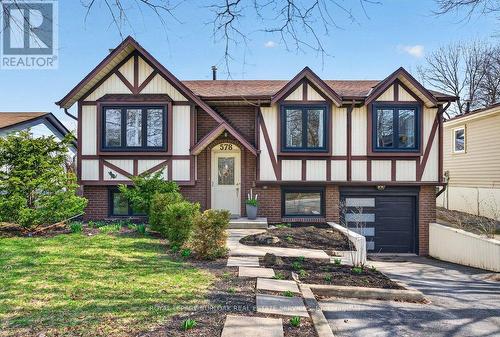 578 Holly Hill Crescent, Burlington, ON - Outdoor With Facade