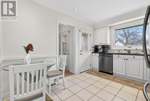 578 Holly Hill Crescent, Burlington, ON - Indoor