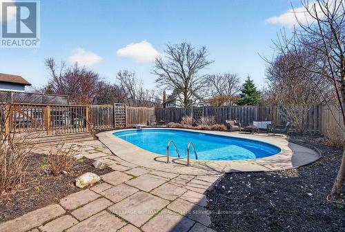 578 Holly Hill Crescent, Burlington, ON - Outdoor With In Ground Pool With Backyard