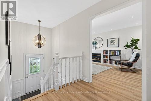 578 Holly Hill Crescent, Burlington, ON - Indoor Photo Showing Other Room