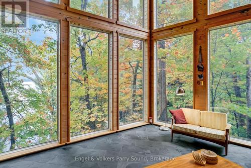 139 Manitou Drive, Mckellar, ON - Indoor Photo Showing Other Room