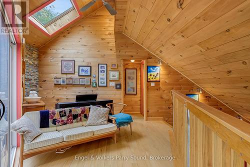 139 Manitou Drive, Mckellar, ON - Indoor Photo Showing Other Room