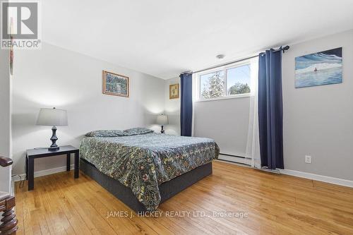 101 Frontenac Crescent, Deep River, ON - Indoor Photo Showing Bedroom