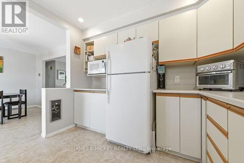 101 Frontenac Crescent, Deep River, ON - Indoor Photo Showing Kitchen