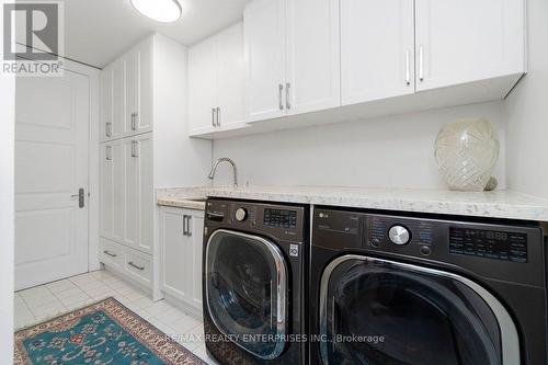 416 - 2095 Lake Shore Boulevard W, Toronto, ON - Indoor Photo Showing Laundry Room