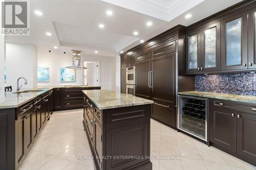 416 - 2095 Lake Shore Boulevard W, Toronto, ON - Indoor Photo Showing Kitchen With Upgraded Kitchen