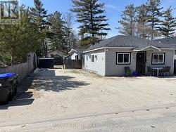 44 12TH STREET N Wasaga Beach, ON L9Z 2J9
