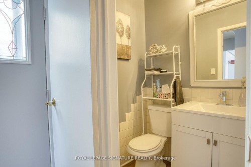 6448 Colebrook Crescent, Mississauga, ON - Indoor Photo Showing Bathroom