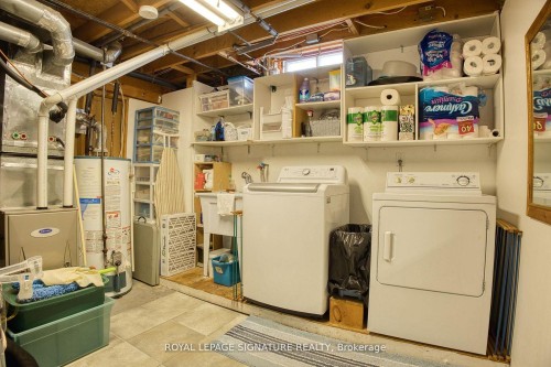 6448 Colebrook Crescent, Mississauga, ON - Indoor Photo Showing Laundry Room