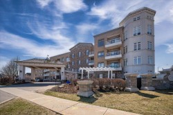 327-80 Burns Boulevard  King, ON L7B 0B3