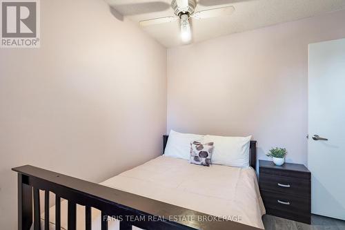 1387 Ritson Road S, Oshawa, ON - Indoor Photo Showing Bedroom