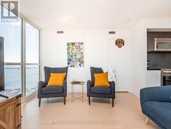 4001 - 75 QUEENS WHARF ROAD Toronto, ON M5V 0J8