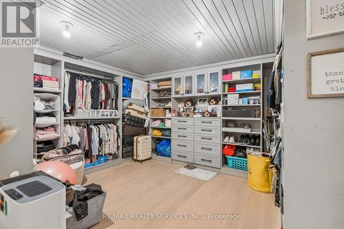 3 Chicopee Terrace, Kitchener, ON - Indoor