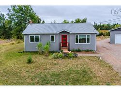 7048 HIGHWAY 2 Portapique, NS B0M 1B0