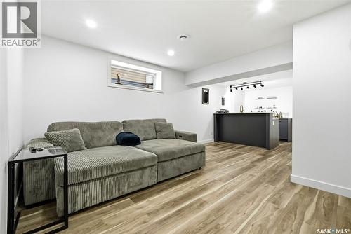 2914 Elgaard Drive, Regina, SK - Indoor