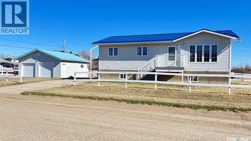 215 Lonsdale STREET  Maple Creek, SK S0N 1N0
