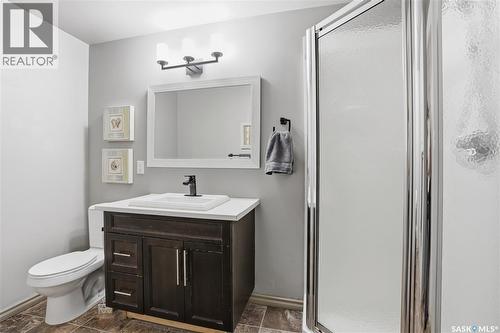 111 2501 Windsor Park Road, Regina, SK - Indoor Photo Showing Bathroom