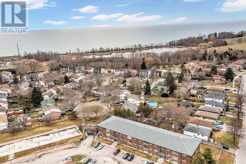 318 Rondeau Court, Oshawa, ON - Outdoor With View