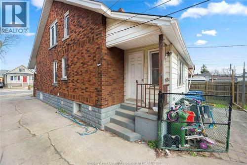 1839 St. Luke, Windsor, ON - Outdoor